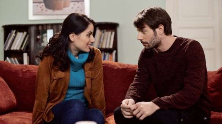 Το Καφέ της Χαράς τα σάρωσε όλα &amp; στην επανάληψη - Τα νούμερα τηλεθέασης