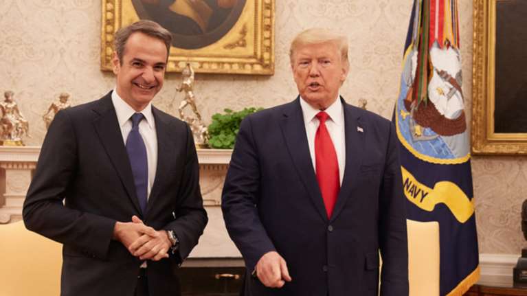 Μητσοτάκης στους FT: Η Ελλάδα πλέον ξεπέρασε την κρίση