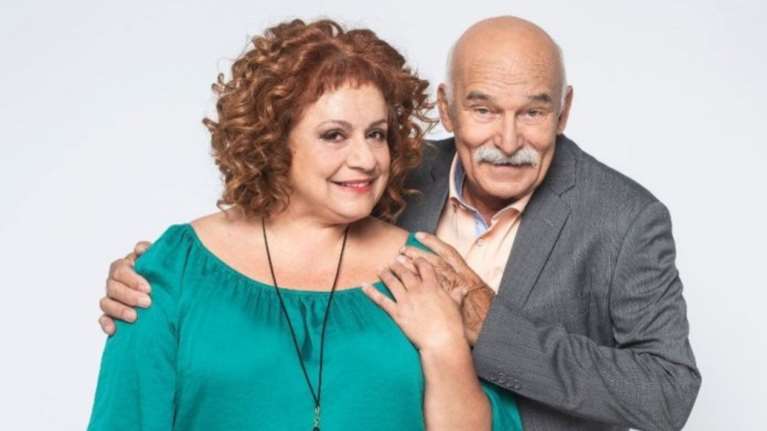 Μην αρχίζεις τη μουρμούρα: Κινδυνεύει η κόρη του Μηνά και της Βούλας