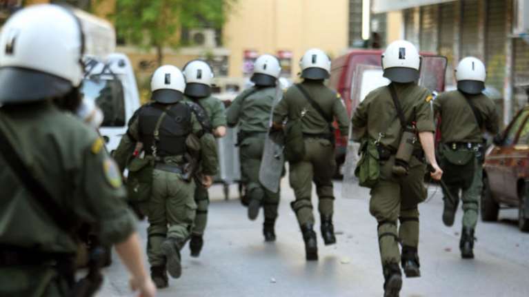 Μεγάλη επιχείρηση της ΕΛΑΣ στα Εξάρχεια - Drone &amp; συλλήψεις