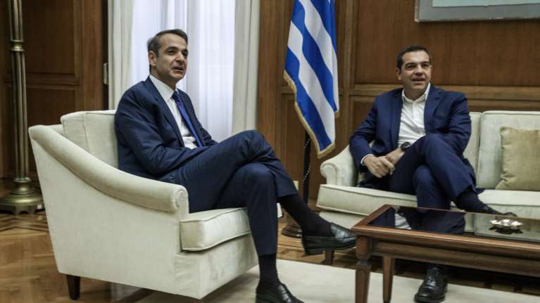 Με τρία «όχι» ο Τσίπρας στη συνάντηση με τον Μητσοτάκη