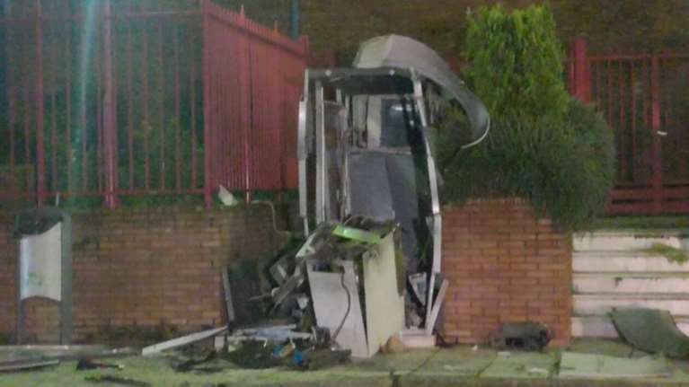 Ανατίναξαν ΑΤΜ έξω από ιδιωτικό σχολείο στο Μαρούσι