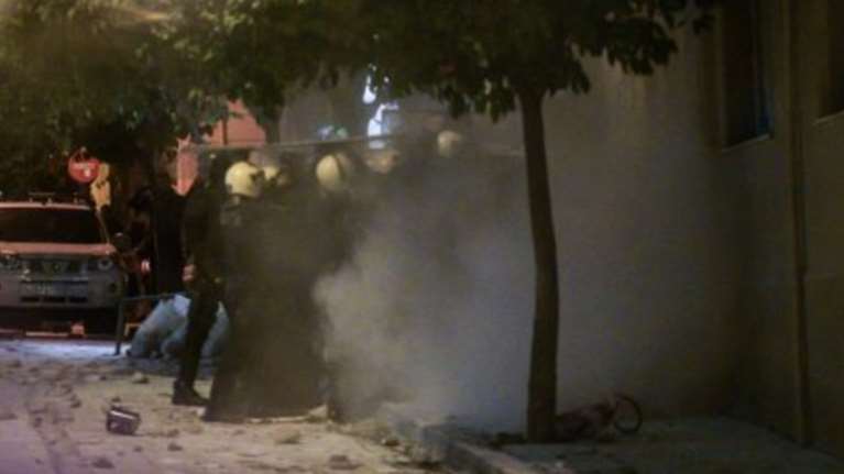 Κόρη γνωστού ηθοποιού συνελήφθη σε κατάληψη στο Κουκάκι