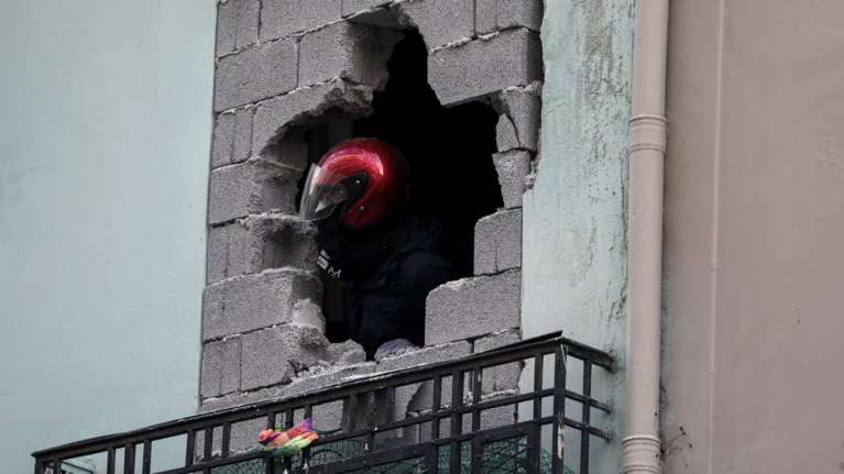 Γιατι ο ΣΥΡΙΖΑ σιωπά για τις καταλήψεις στο Κουκάκι