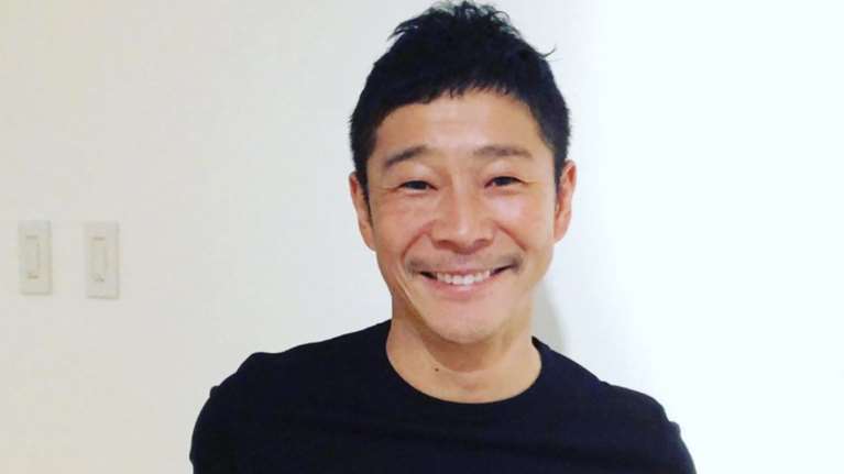 Εκατομμυριούχος δωρίζει 9 εκατ. δολάρια σε followers του