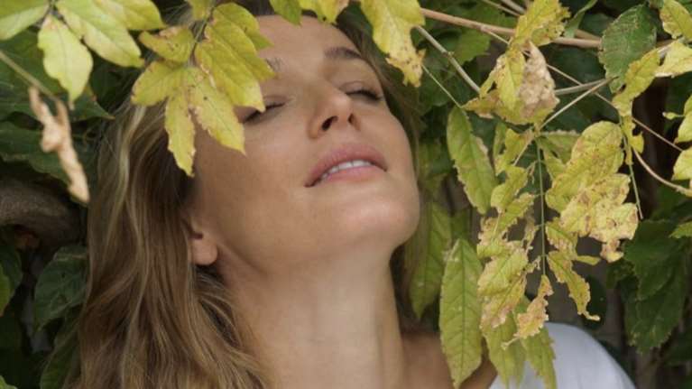 Η Ζυγούλη αγνώριστη σε... μεταμόρφωση σε σταρ του Χόλιγουντ [εικόνα]