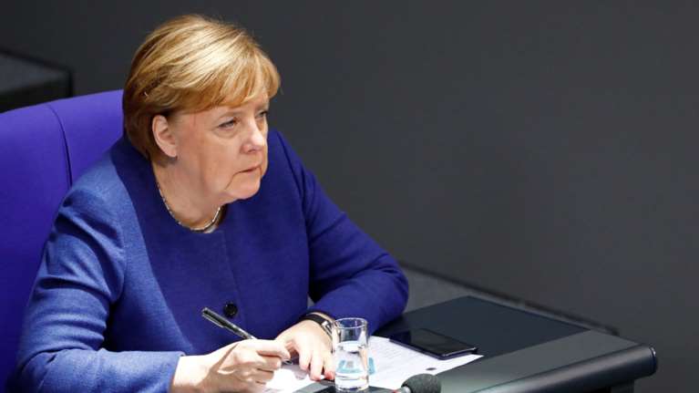 Η Μέρκελ πάει στην Τουρκία στις 24 Ιανουαρίου
