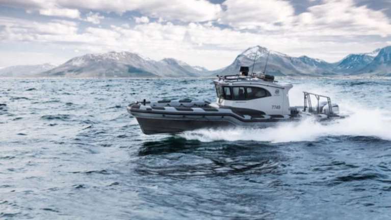 SOS από λέμβο με μετανάστες κοντά στη Σαμοθράκη-Πνέουν ισχυροί άνεμοι