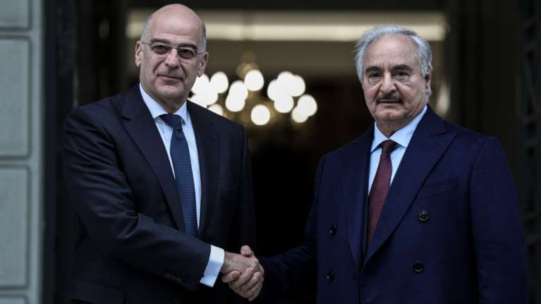 Δένδιας: Είχαμε συνεννοηθεί με τον Χαφτάρ να έρθει στην Αθήνα