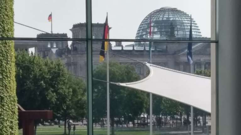 Στις 15:10 (ώρα Ελλάδος) ξεκινά η Διάσκεψη του Βερολίνου για την Λιβύη