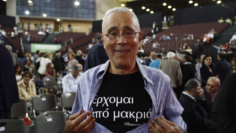 «Πουλάει τρέλα» ο Ζουράρις :Γιατί δεν πήγε να ψηφίσει στη Βουλή