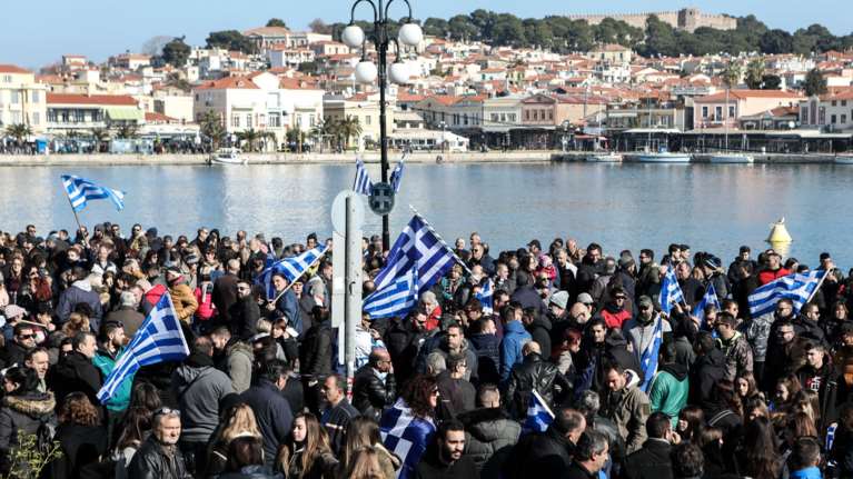 Mηταράκης για μεταναστευτικό : Κλειστά κέντρα &amp; επιστροφές