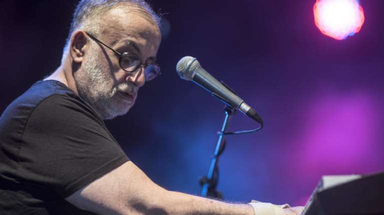 Όχι της οικογένειας Μικρούτσικου στην κηδεία δημοσία δαπάνη