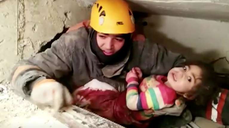 Σεισμός στην Τουρκία: 31 νεκροί, «χάθηκε» η επαρχία Ελαζίγ