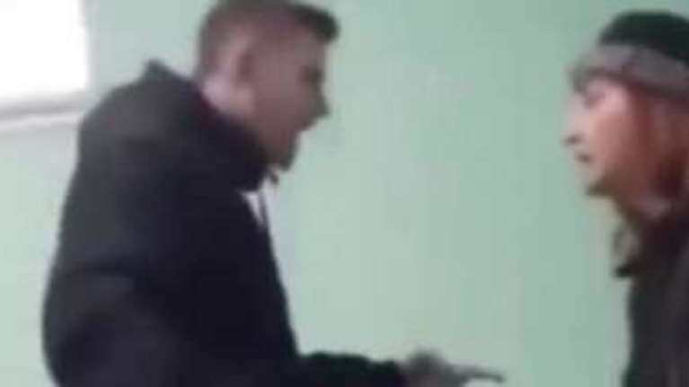 Πικρές αλήθειες από μια καθηγήτρια για τον τραμπούκο μαθητή