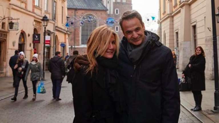 Η selfie του Κυριάκου και της Μαρέβας από την Κρακοβία