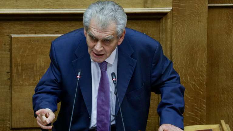 Novartis - Μάρτυρας &quot;καίει&quot; Παπαγγελόπουλο: Με πιεζε για τον Αλαφούζο