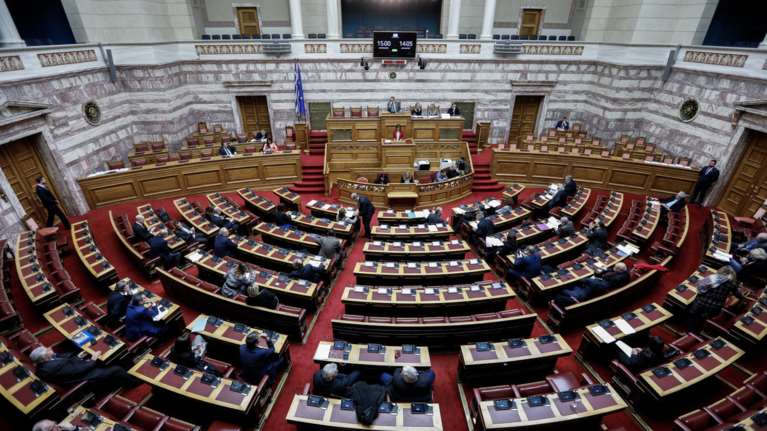 ΣΥΡΙΖΑ: Ονομαστική ψηφοφορία της τροπολογίας για ΠΑΟΚ-Ξανθη