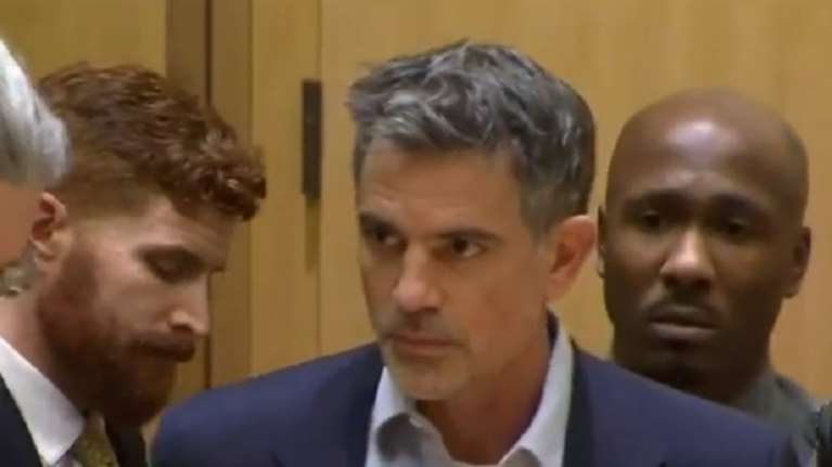 Φώτης Ντούλος: Η απόπειρα αυτοκτονίας με την εξάτμιση του ΙΧ [βίντεο]