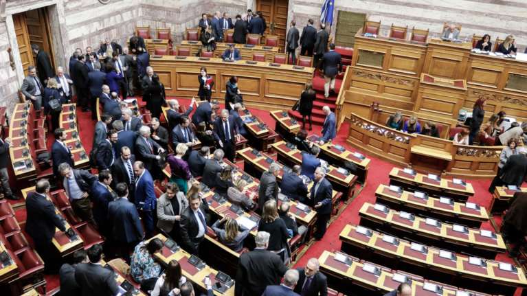 Πόλεμος Χρυσοχοΐδη- Ραγκούση: Νομίζετε οτι τρώμε κουτόχορτο;- Μην βιάζεστε