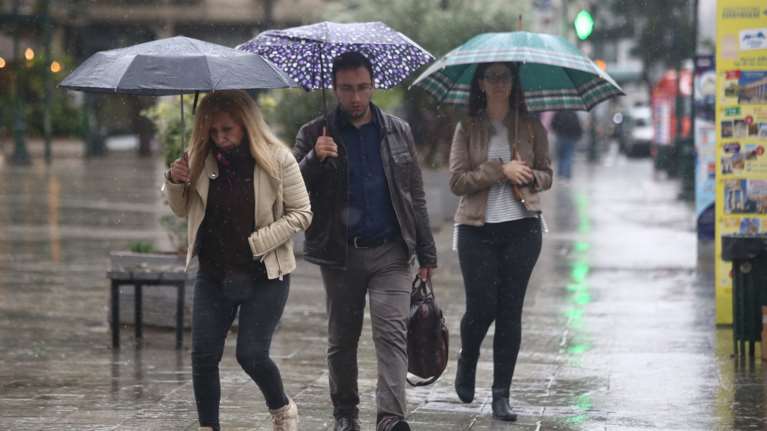 Καιρός: Που θα σημειωθούν βροχές και καταιγίδες
