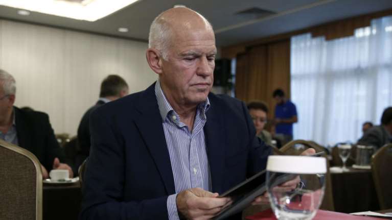 Παπανδρέου: Κίνδυνος αποσταθεροποίησης λόγω της Λιβύης