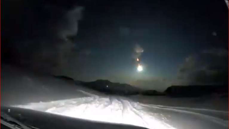 Βίντεο καταγράφει την εντυπωσιακή πτώση ενός μετεωρίτη