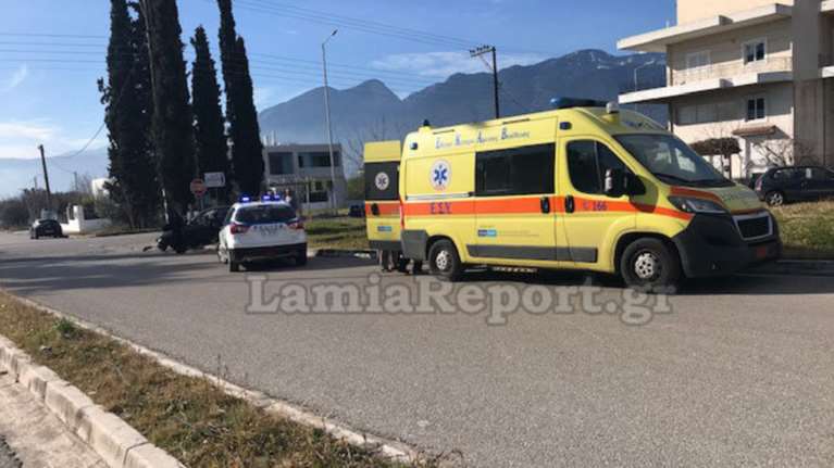 Τροχαίο στη Λαμία: Παραβίασε stop και την πέταξε στα χωράφια [video - φωτό]