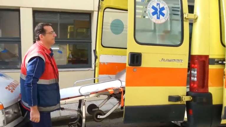 Θεσσαλονικη: Τον μαχαίρωσε μέρα μεσημέρι για ένα κινητό τηλέφωνο