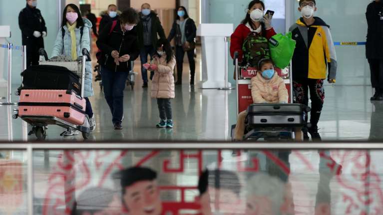 "Σε 3-4 εβδομάδες ο κοροναϊός στην Ελλάδα" λένε οι ειδικοί