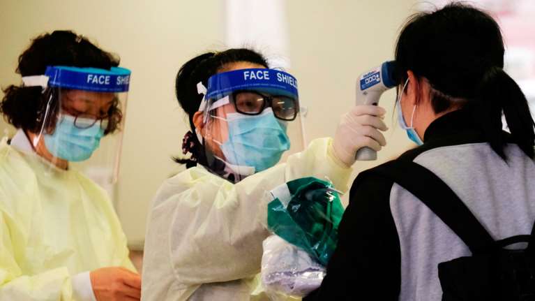 Κοροναϊός: Δωρεά σε μάσκες της Ένωσης Επενδυτών Κίνας-Ελλάδας