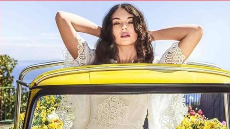 Η 14χρονη κόρη της Μπελούτσι είναι ίδια η μητέρα της!