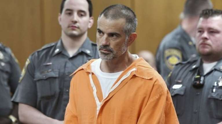 Φώτης Ντούλος: Αρχίζει η μάχη με την πεθερά για την περιουσία