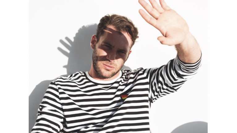 Αντίνοος Αλμπάνης: &quot;Κάποιος έκανε λογαριασμό στα social εν αγνοία μου κι έκλεινε ραντεβού με κορίτσια 16-17 χρονών&quot;