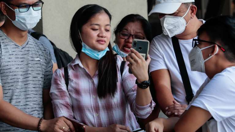 Σοκ: Έγκυες μπορεί να μεταδώσουν τον κοροναϊό στα έμβρυα