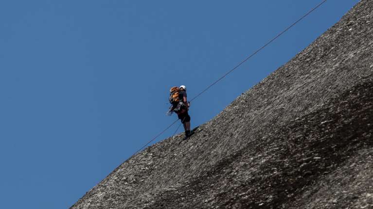 Ένα βιβλίο φόρος τιμής στον χαμένο αναρριχητή της Βαράσοβας