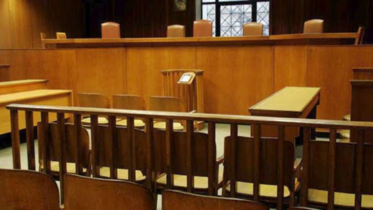 Εισήγηση-βόμβα για την περικοπή δώρων-επιδομάτων στις συντάξεις στο Δημόσιο