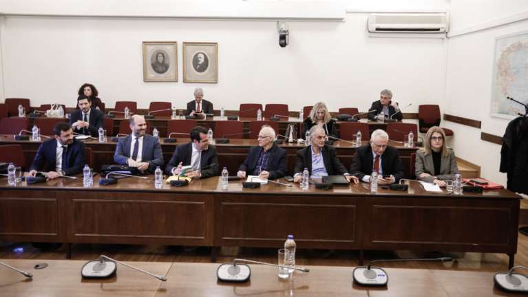 Novartis: Καταθέτει εισαγγελέας θύμα βομβιστικής επίθεσης