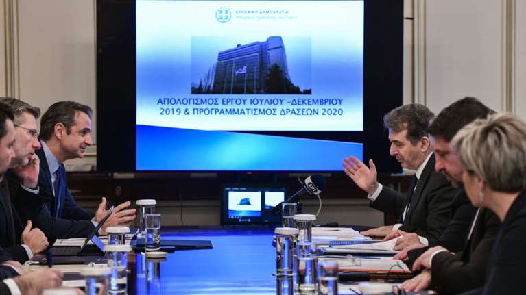 Μητσοτάκης σε Χρυσοχοΐδη: Εμπεδώνεται ένα αίσθημα ασφάλειας