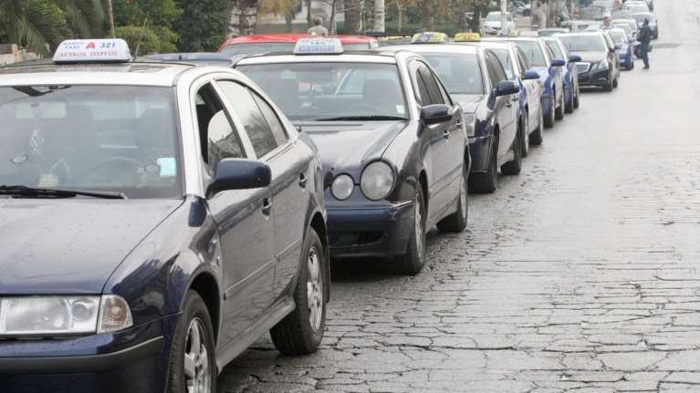 10 μήνες φυλακή για τον ταξιτζή που παρενόχλησε πελάτισσα του