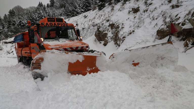 Καιρός: Χιόνια και βροχές το Σάββατο - Που θα το... στρώσει