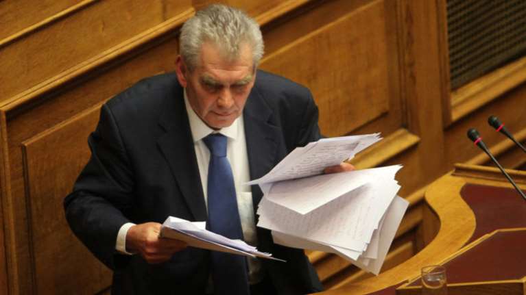 Τσουνάμι καταγγελιών κατά Παπαγγελόπουλου - Ερχεται νέα κατάθεση