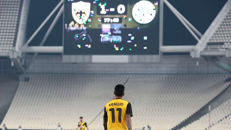 ΑΕΚ - Παναθηναϊκός 1-0:  Πήρε επιτέλους ντέρμπι με γκολ Αραούχο