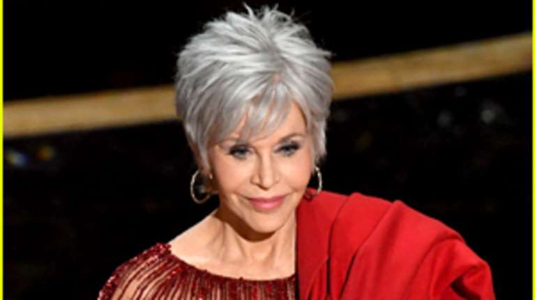 Η Τζέιν Φόντα με επική εμφάνιση στη σκηνή των Όσκαρ