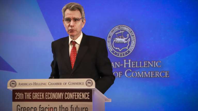 Ξεκαθαριζει ο Πάιατ: Τα νησιά έχουν τα ίδια δικαιώματα σε ΑΟΖ