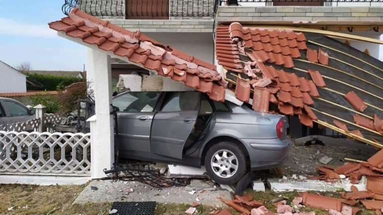 Ξάνθη: Διακινητής μεταναστών προσπάθησε να διαφύγει και έπεσε σε σπίτι