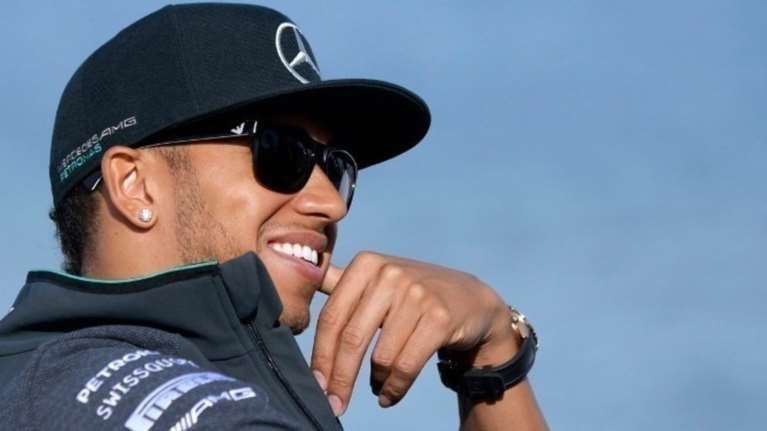 Ο Χάμιλτον θα προκαλέσει... επανάσταση στη λίστα Forbes με το νέο συμβόλαιο