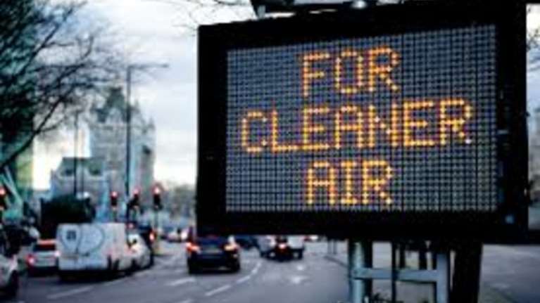 Βόλος όπως LA: Πινακίδες θα ενημερώνουν για την ρύπανση