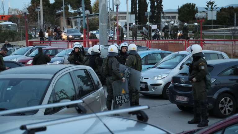 Ρέντη: Επεισόδια πριν το ντέρμπι Ολυμπιακός-Παναθηναϊκός (vid)