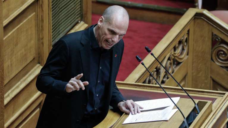 Βαρουφάκης: Να ζητήσει συγγνώμη ο Τσίπρας από Σαμαρά - Παπανδρέου